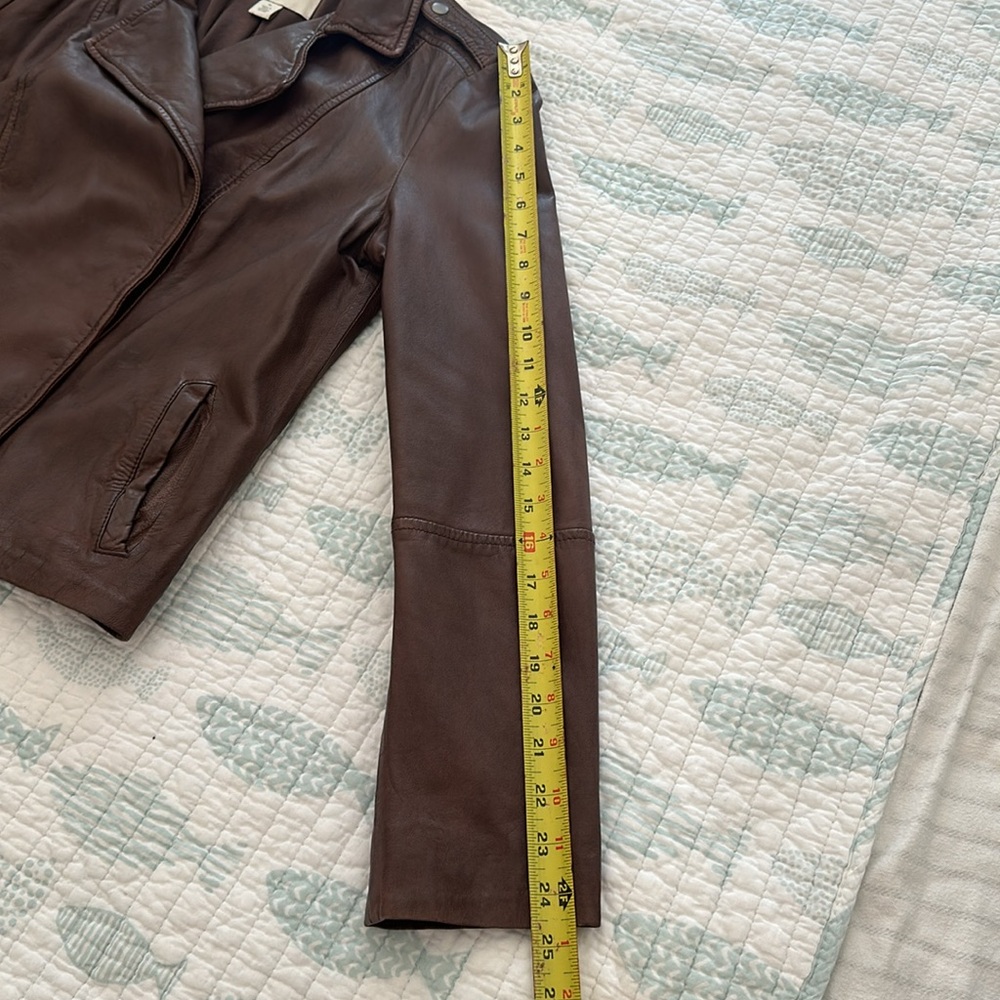 Lightly Used Brown Leather Jacket by Hinge - Sz Medium - Picture 14 of 16